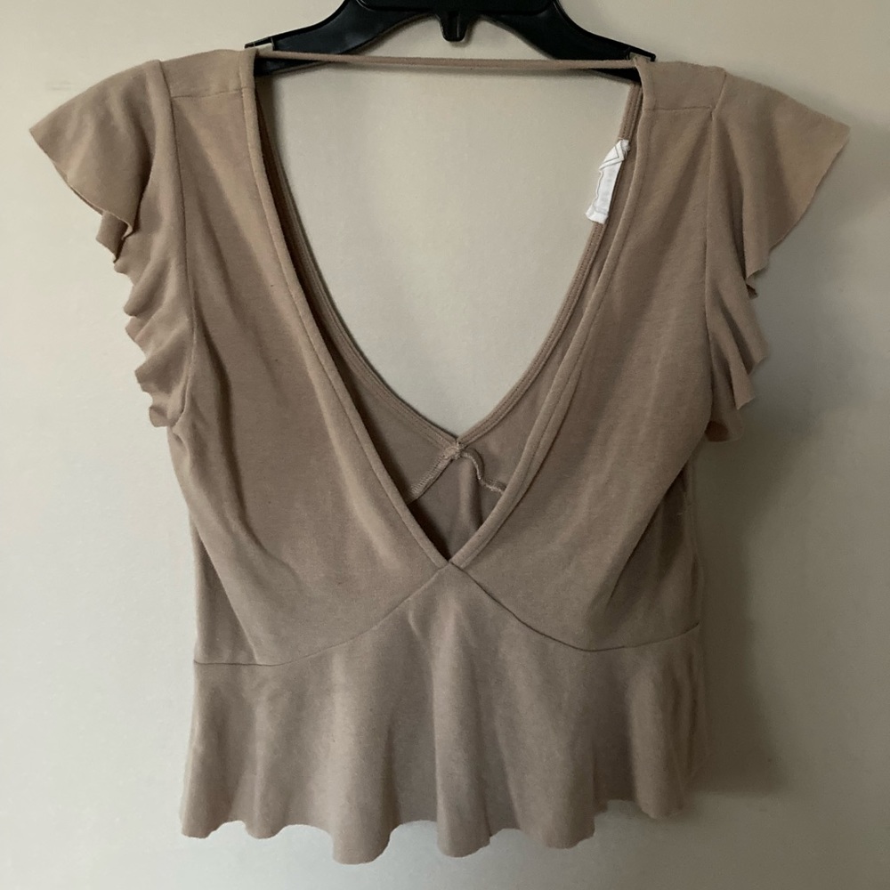Pretty tan crop top